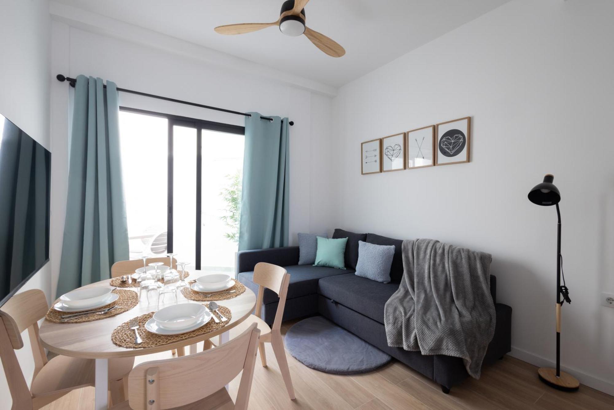 Cruz Cubierta Apartments Valencia Exterior photo